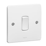 730000 - 1GANG 1WAY SWITCH 10A -WHITE -LEGRAND