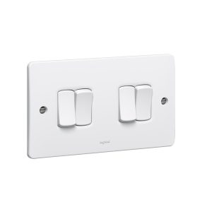 730004 - 4GANG 2WAY SWITCH 10A -WHITE - LEGRAND