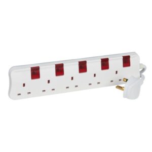 698515 - EXTENSION 5 GANG 13A INDIVIDUAL SWITCHED SOCKETS - 5M WHITE - LEGRAND