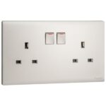 MEC32036CH- 2G BS 13A SP SSO CH - LEGRAND - OBRIA