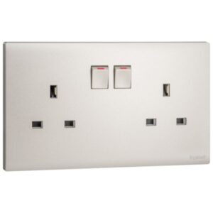 MEC32036CH- 2G BS 13A SP SSO CH - LEGRAND - OBRIA