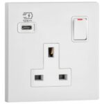 MEC33093WH- 1G BS 13A SP SSO+ USB C 18W WH - LEGRAND - OBRIA
