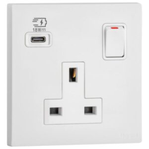 MEC33093WH- 1G BS 13A SP SSO+ USB C 18W WH - LEGRAND - OBRIA