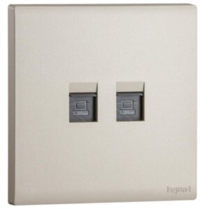 MEC43068CH- RJ 45 DOUBLE CAT 6 UTP CH - LEGRAND - OBRIA